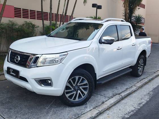 NISSAN FRONTIER 2.3 16V TURBO DIESEL LE CD 4X4 AUTOMÁTICO